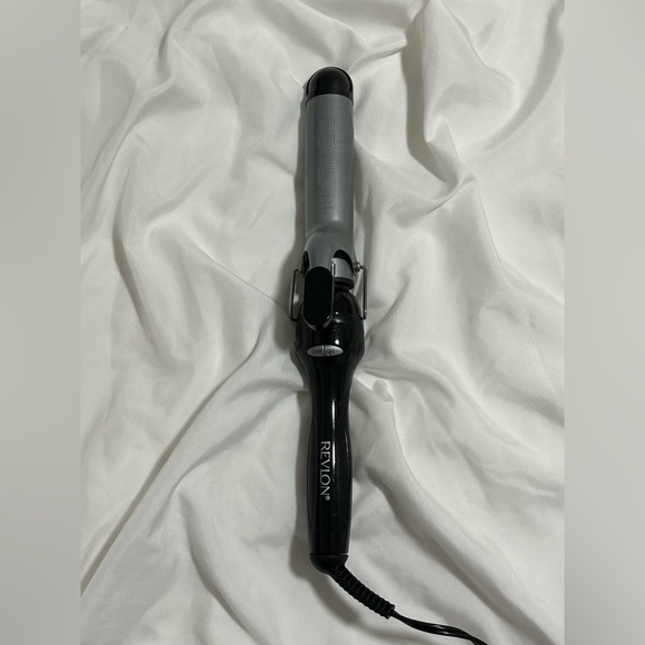 Revlon VS, Perfect Heat Long Lasting Curls Curling Iron - Picture 1 of 8